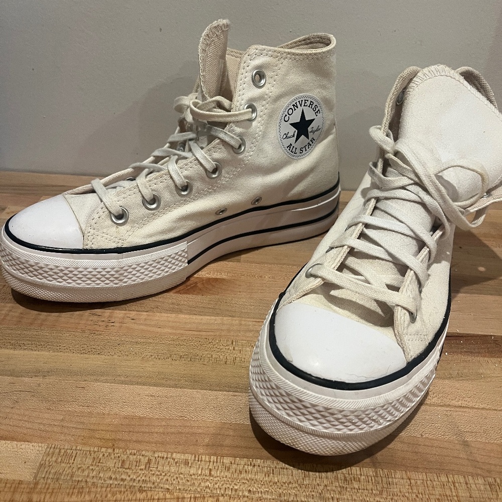 Converse Chuck Taylor All Star Lift Platform Canvas